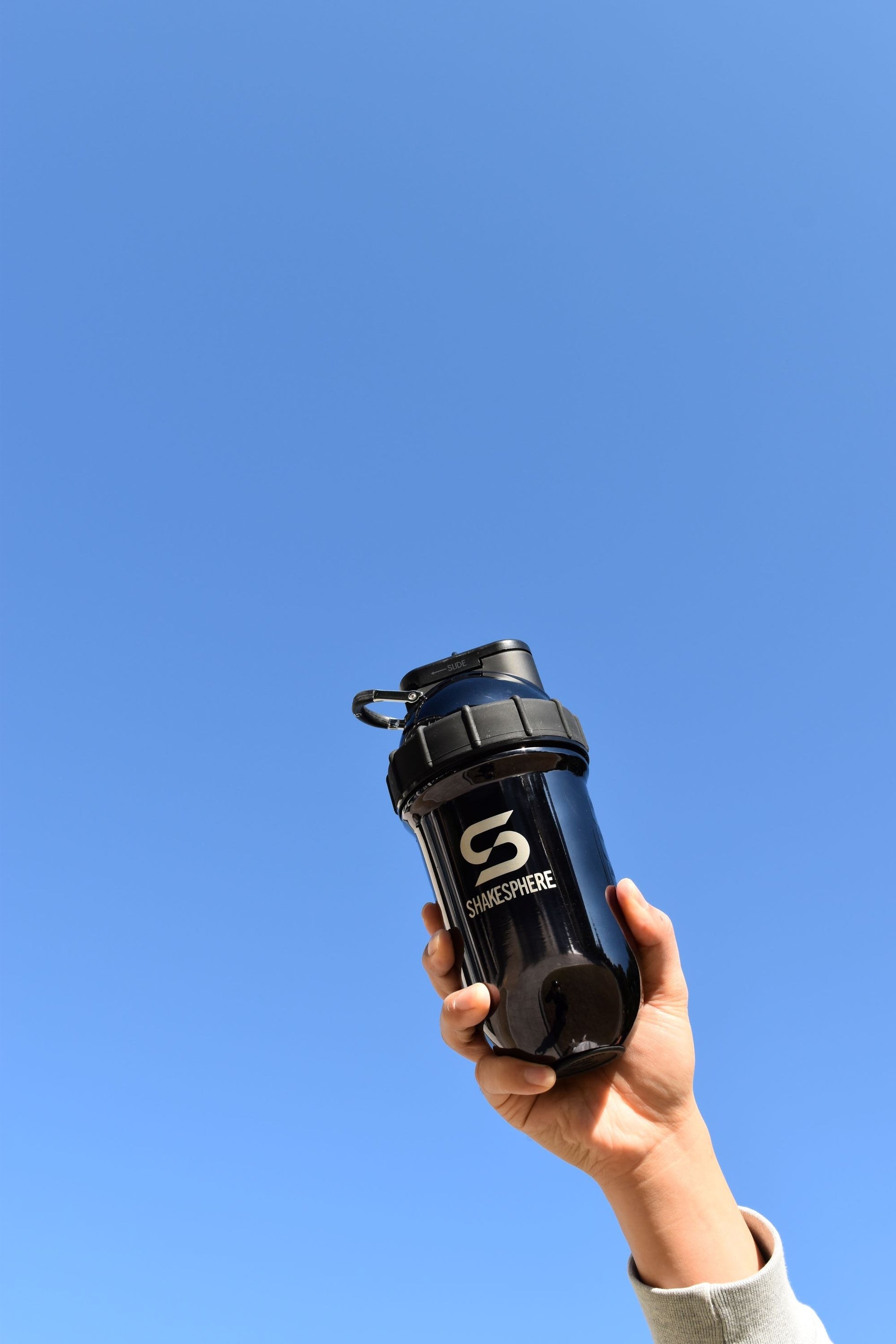 Protein shaker bottle 700mls "Tumbler" Double Wall Steel Mirrored Black - 販売準備中 -