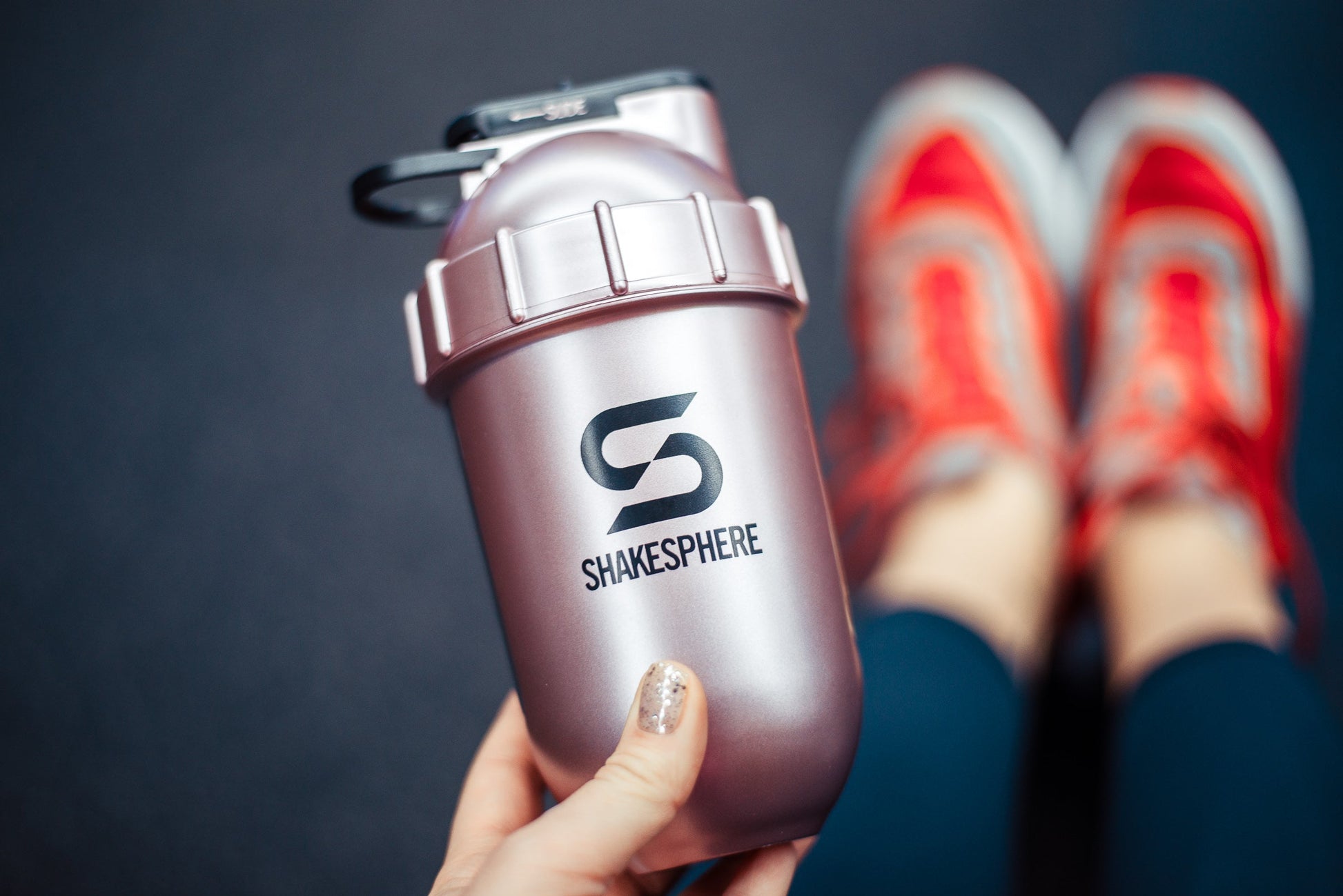 Protein shaker bottle 700mls "Tumbler View" Rose Gold/Black Logo/Black Window　- 販売準備中 -