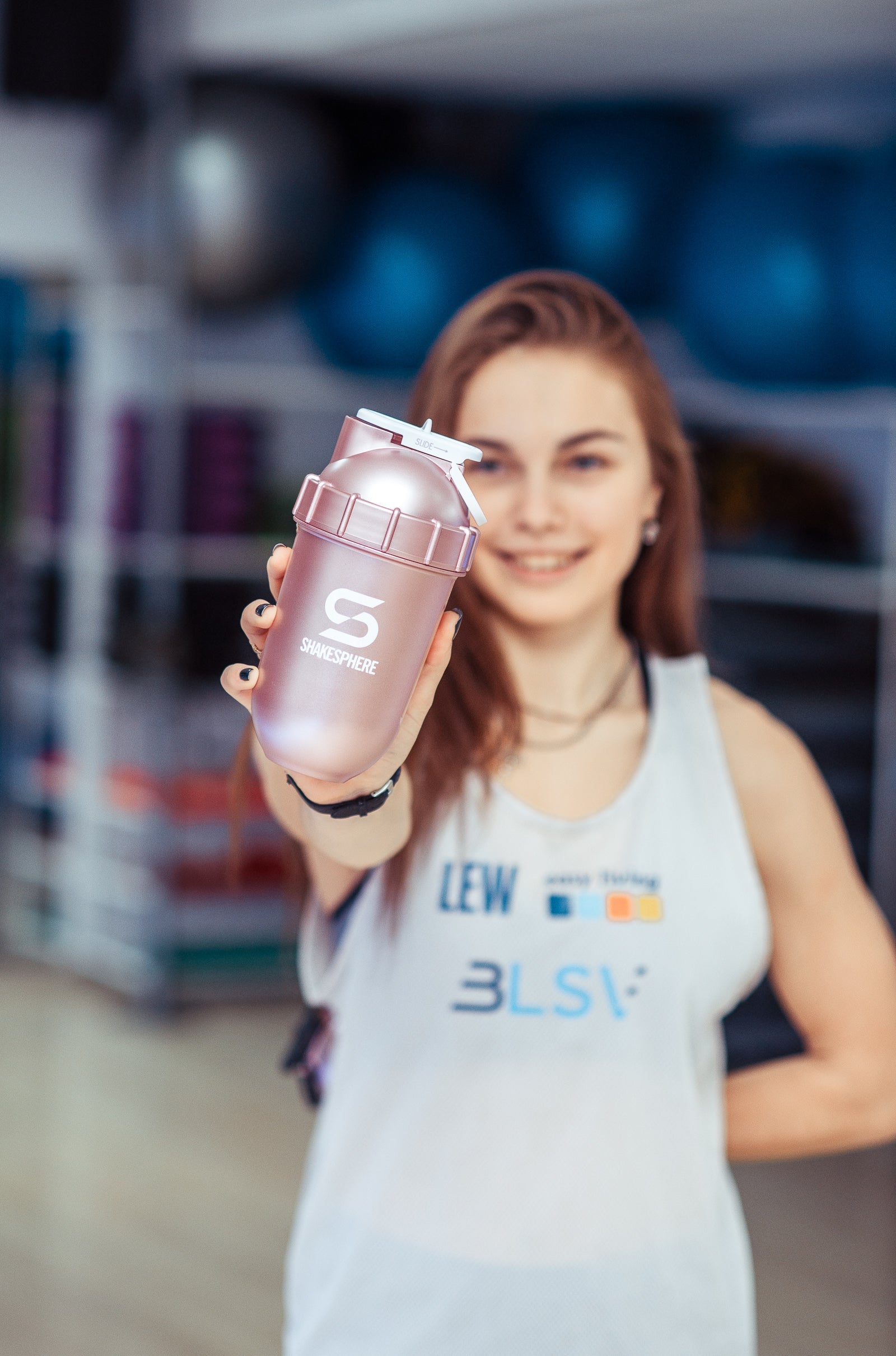 Protein shaker bottle 700mls "Tumbler View" Rose Gold/White Logo/Clear Window　- 販売準備中 -